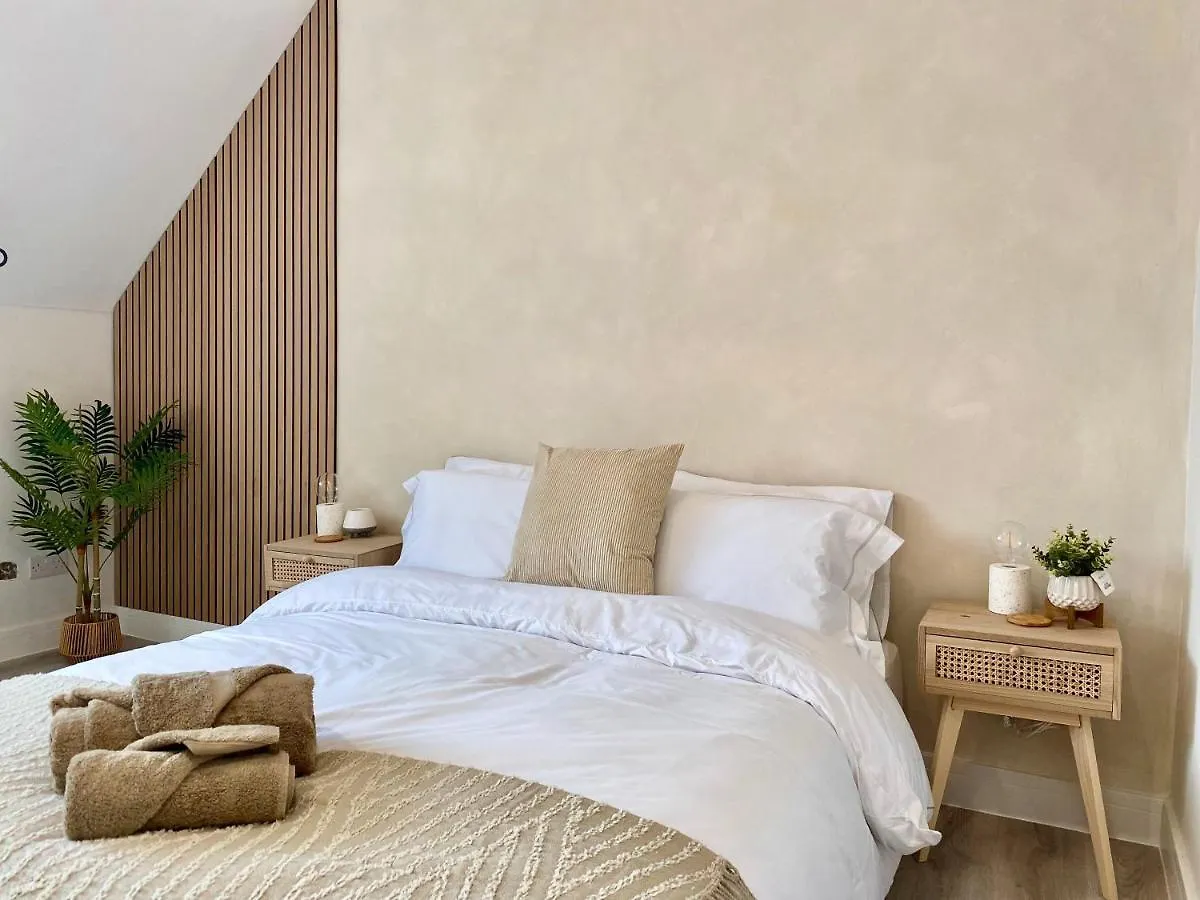 Luxury Scandi Inspired 1 Bed Town Centre Apartment Bournemouth Großbritannien